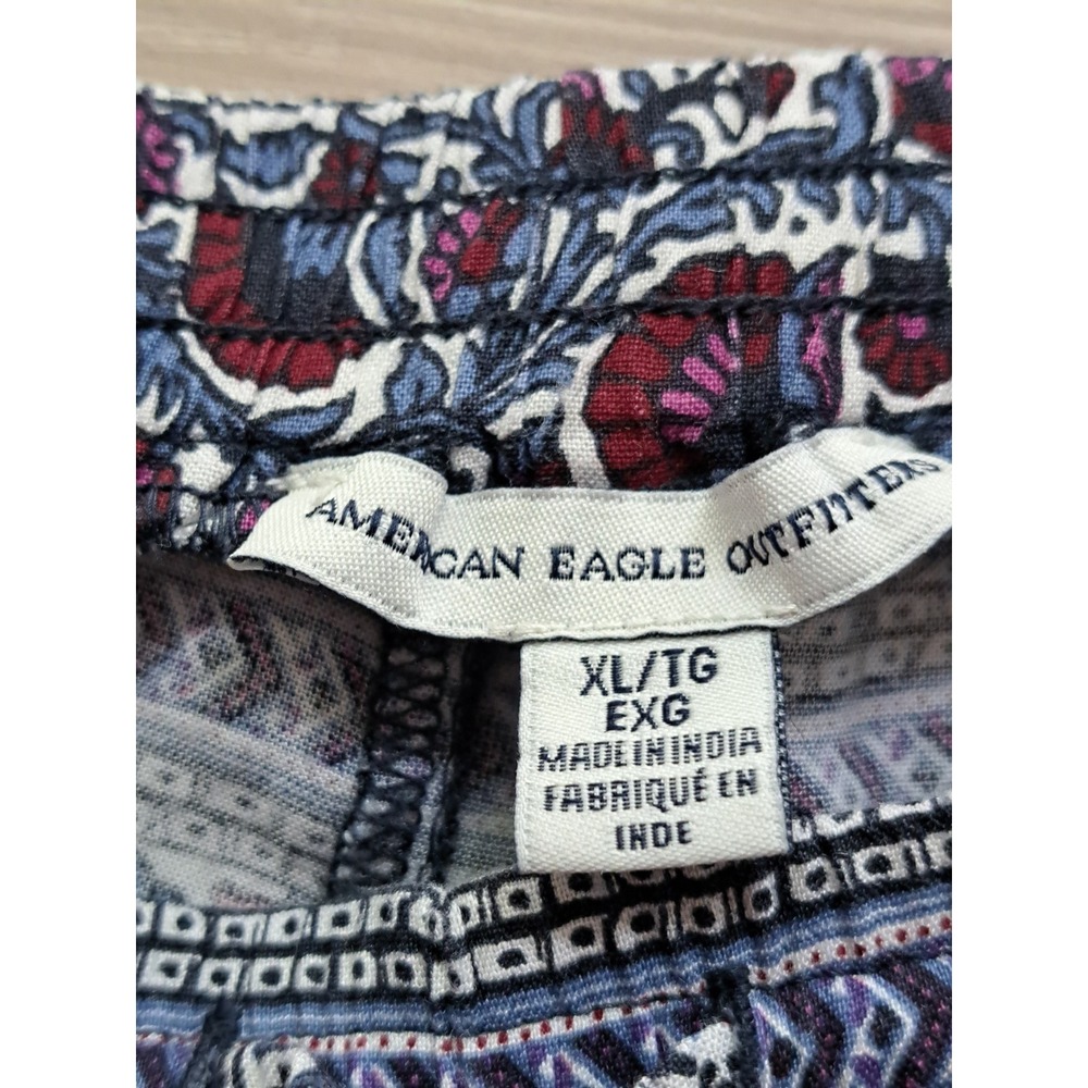 American Eagle Outfitters Boho Paisley Floral Shorts Viscose Size XL - Picture 3 of 11